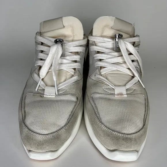 Fear of god essentials lace up casual shoes sneakers men size 42 US 9 beige