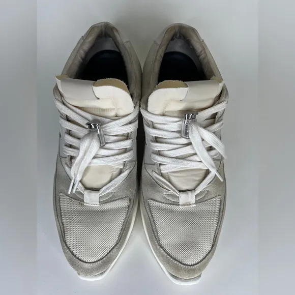 Fear of god essentials lace up casual shoes sneakers men size 42 US 9 beige