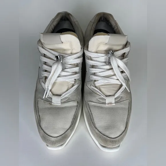 Fear of god essentials lace up casual shoes sneakers men size 42 US 9 beige