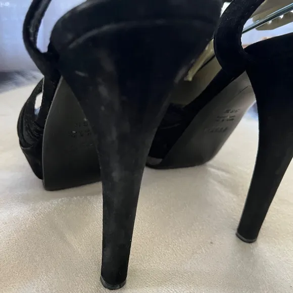Fendi Black Leather Platform Sandals.  Size 38.5 US 8.5