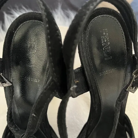 Fendi Black Leather Platform Sandals.  Size 38.5 US 8.5