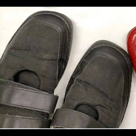 Fendi black Velcro  sneakers Sz 36 EU/5 -6-US