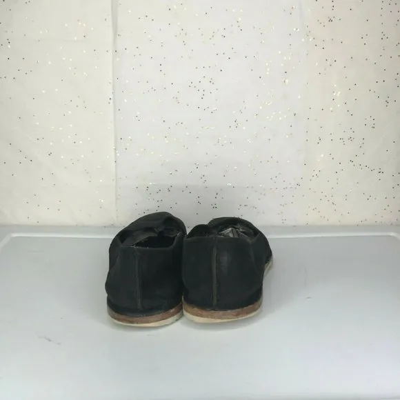 Frye Kyle Black Leather Slip On Flats - Size 7.5