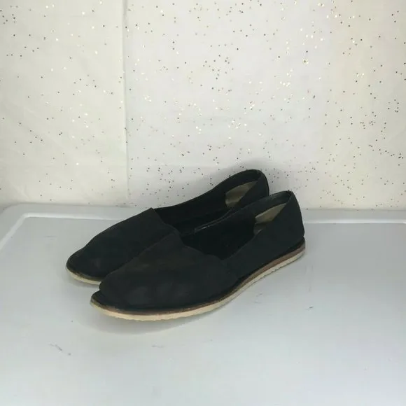 Frye Kyle Black Leather Slip On Flats - Size 7.5