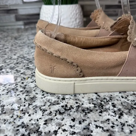 Frye | Women's Ivy Scallop Slip-on Suede Sneakers Size 8.5
