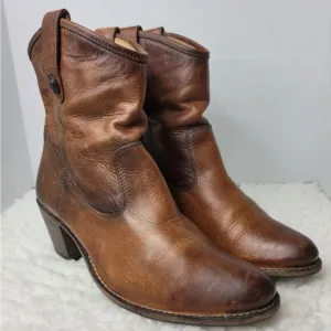 Frye Jackie Button Short Bootie Size 8.5 Womens Brown Leather Casual Dress Boots