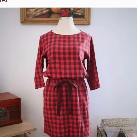 GAP (NWOT) Buffalo plaid, drawstring waist dress, with 2 front pockets, size M