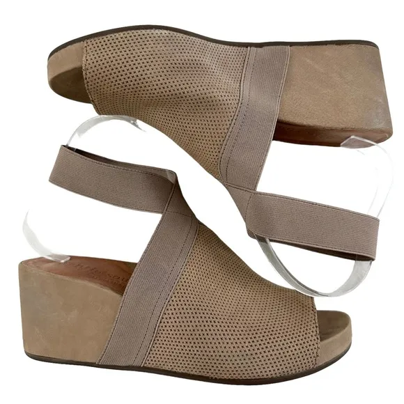 Gentle Souls Gianna 65 Elastic Perforated Wedge Sandals Size 9