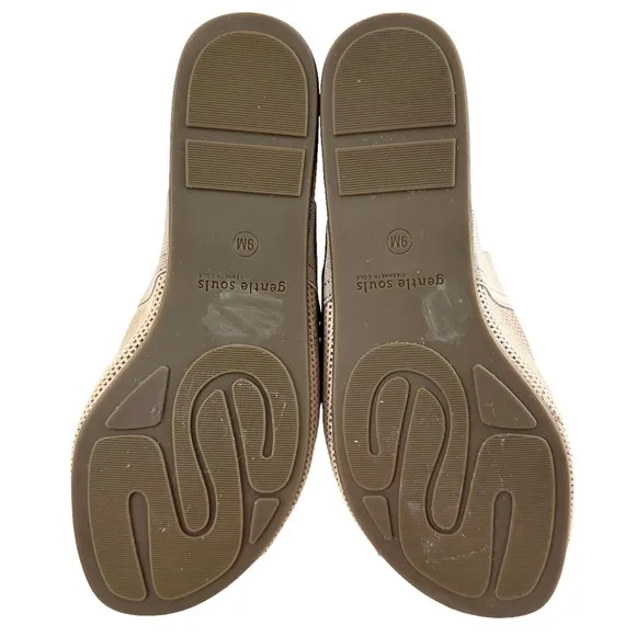 Gentle Souls Gianna 65 Elastic Perforated Wedge Sandals Size 9