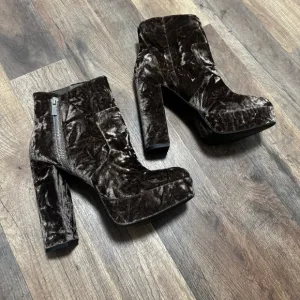 Gianni Bini Velvet Boots, Size 7