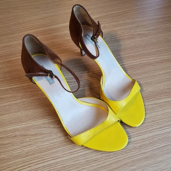 Giorgio Armani yellow &amp; brown heels sandals size 36 made in Italy