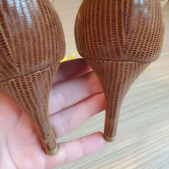 Giorgio Armani yellow &amp; brown heels sandals size 36 made in Italy