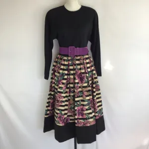 GO VICKI! WOMEN VINTAGE BLACK FLORAL STRIPS CREW NECK LONG SLEEVE DRESS SZ 11/12