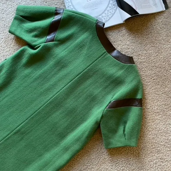 Green Wool V Neck Shoulder Leather Inset Shift Side Pocketsm Dress
