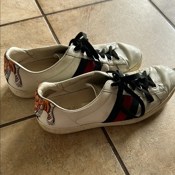 Gucci Tiger Stamp Shoes. Limited edition, well loved. Wear on toes.
