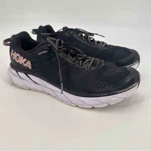 Hoka Black Clifton 6 Running Shoes Women’s Size 9.5