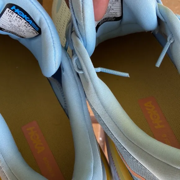Hoka Blue Yellow Orange Bondi 8 Men’s 11 B Running Shoes Barely Worn!