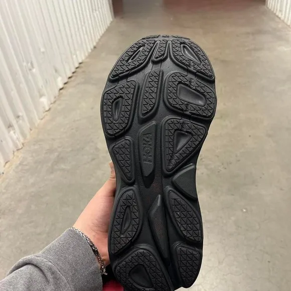 Hoka bondi 8 cushioned running shoes