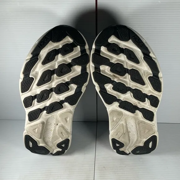 Hoka Clifton 9 - Black and White Running Shoes