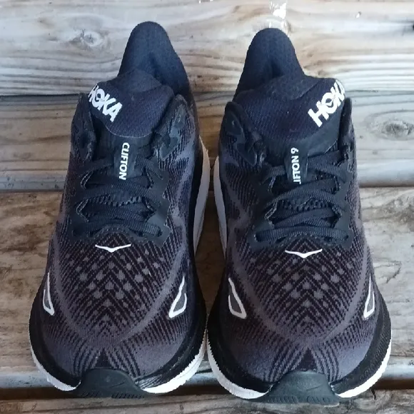 HOKA Clifton 9 Black Running Shoes