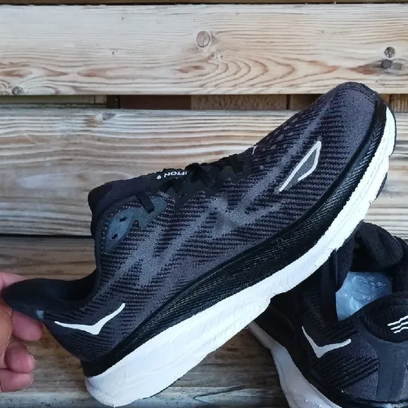 HOKA Clifton 9 Black Running Shoes