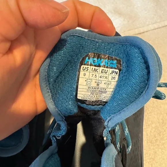 Hoka Goretex vibran Black and Blue Hiking Boots