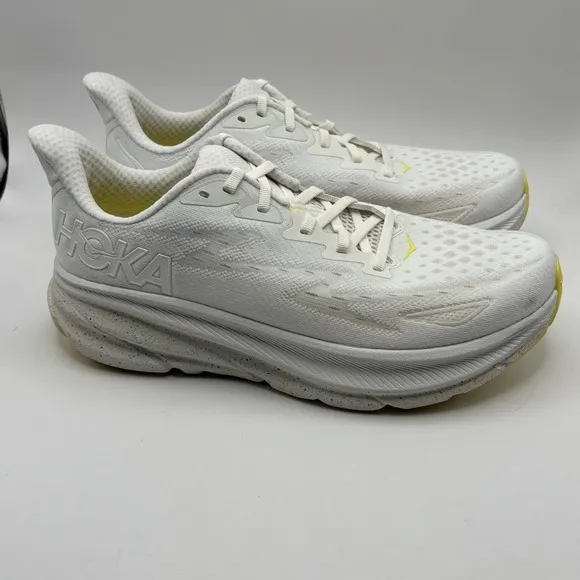 HOKA Men's Clifton 9 Running Shoes Sneakers Size 10.5B