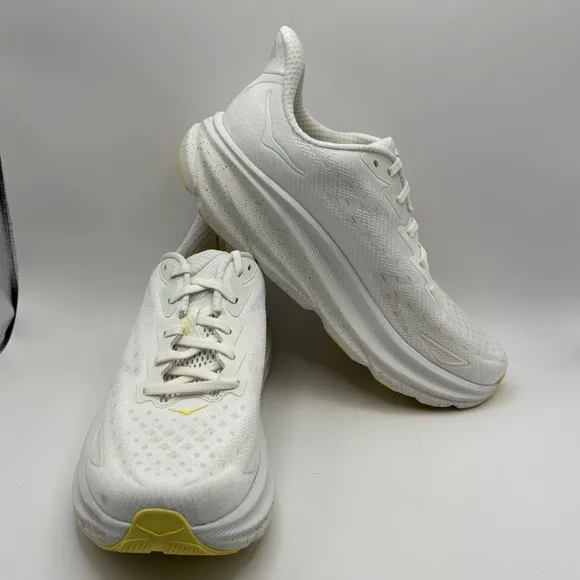 HOKA Men's Clifton 9 Running Shoes Sneakers Size 10.5B