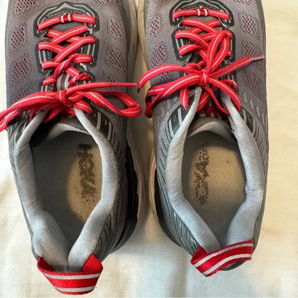 Hoka One One 9.5 Bondi 6 Gray Sneakers Athletic Shoes ~ Red Laces Running