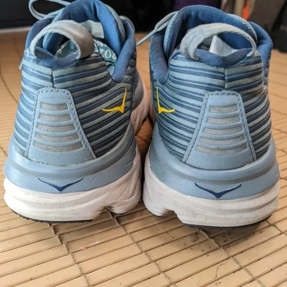 Hoka One One Bondi 6 men's sz 11 blue running shoes