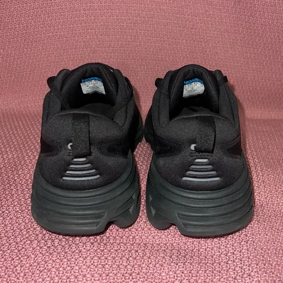 Hoka One One Bondi 8 Black Running Shoes women’s size 11