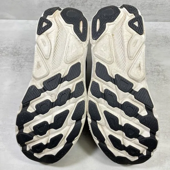 Hoka One One Clifton 9 Running Shoes - Men's Size 12.5 - Black  This item is pre