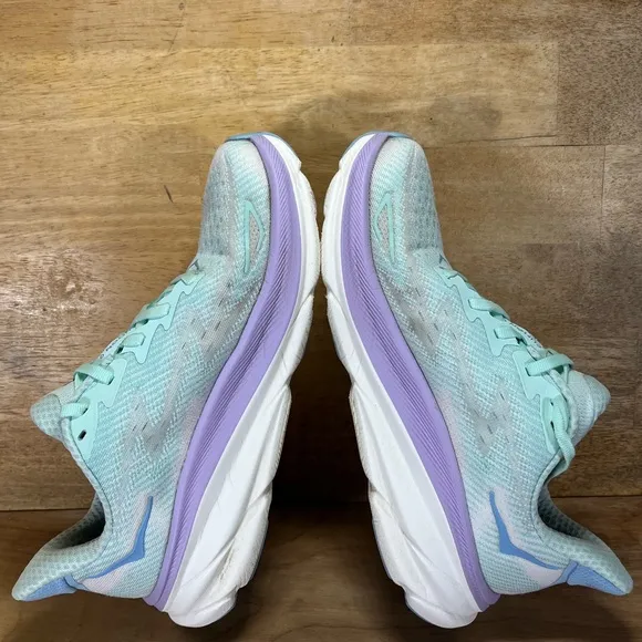 Hoka One One Clifton 9 Womens Size 6 (B)Running Shoes Sneakers Sunlit Ocean