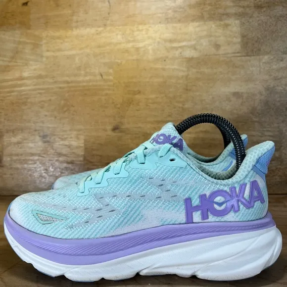 Hoka One One Clifton 9 Womens Size 6 (B)Running Shoes Sneakers Sunlit Ocean