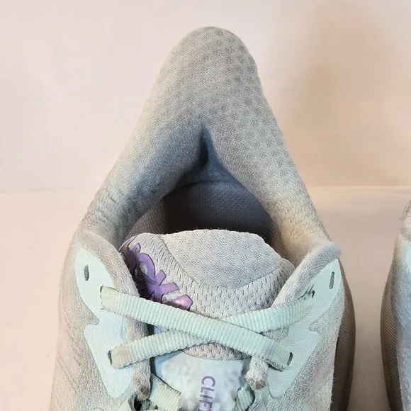Hoka One One Clifton 9 Womens Size 7 B Running Shoes Sneakers 1127896 SOLM