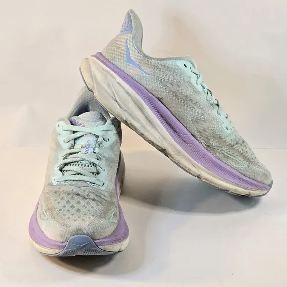 Hoka One One Clifton 9 Womens Size 7 B Running Shoes Sneakers 1127896 SOLM