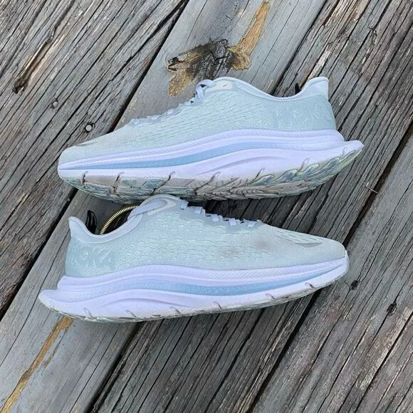 HOKA ONE ONE KAWANA - Women’s Running Shoes - SIZE 9.5B
