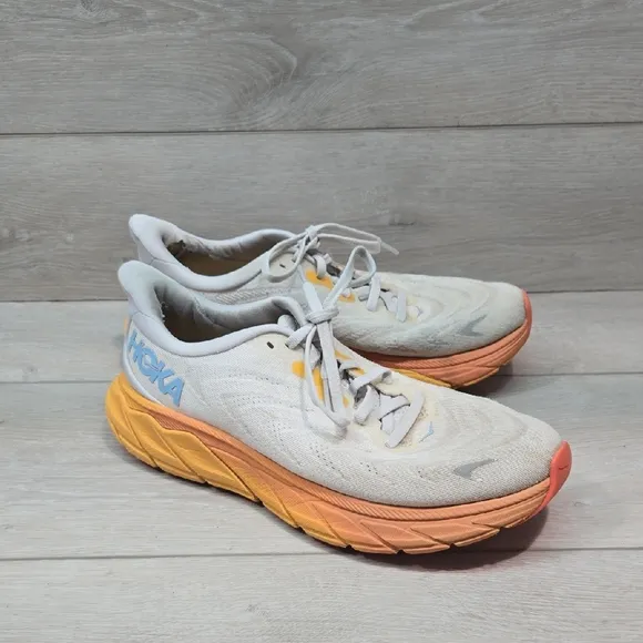 HOKA One One Women's Arahi 6 Running Shoes Athletic Sneakers Sz 8B