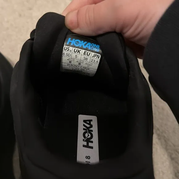 HOKA Women's Bondi 8 Running Shoes