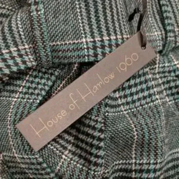 House of Harlow 1960 Plaid Shorts – Size S, NWT