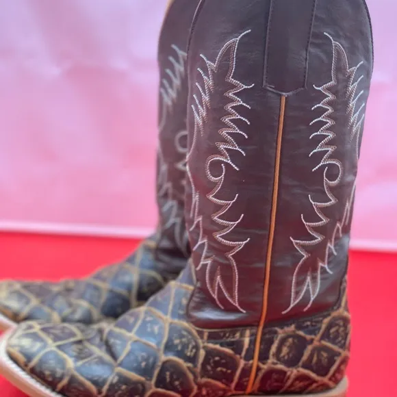 HP horsepower men 6 cowboy boots