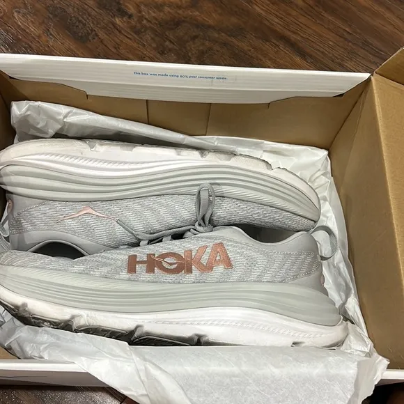 💕HP💕Hoka ladies size 10B gray and tan new with box ( has been worn in store )
