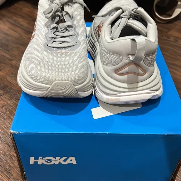💕HP💕Hoka ladies size 10B gray and tan new with box ( has been worn in store )