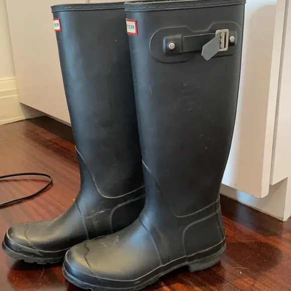 Hunter Boots - Worn Once -