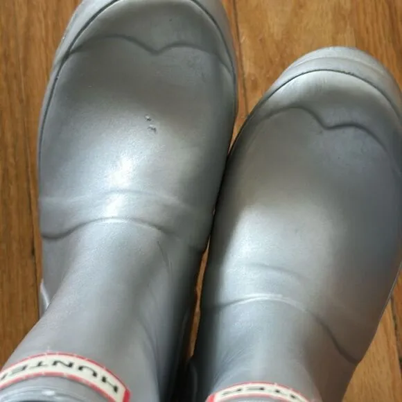 Hunter sz EU 31 US 13 silver Hunter rain boots great pre owned condition