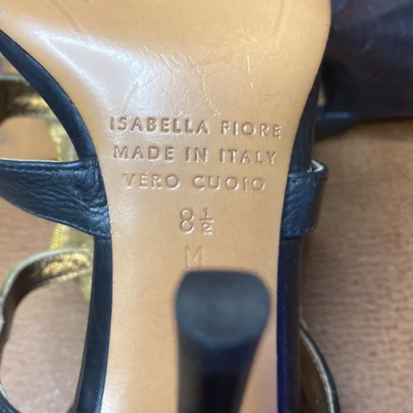 Isabella Fiore Framed  Art - Chic  Heels Sandals 8.5