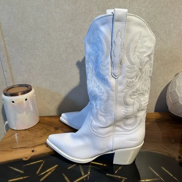 Jeffrey Campbell Dagget Leather Boots White 10