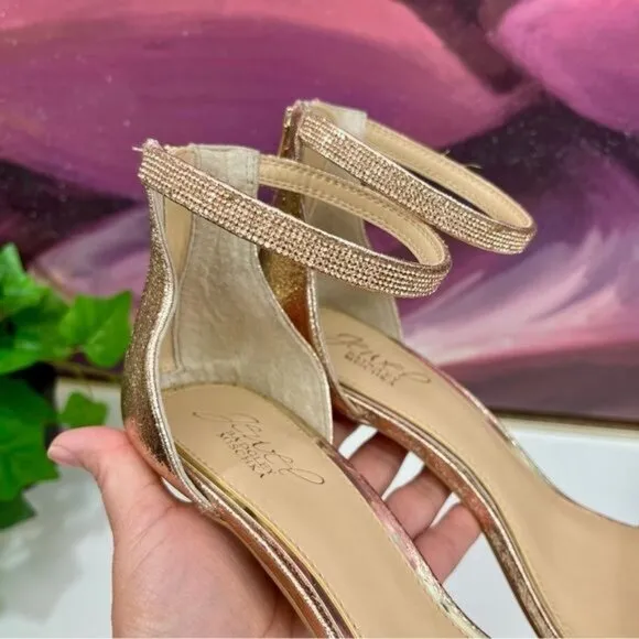 Jewel Badgley Mischka Brand Genny Curvy Heel Sandal in Rose Gold Metallic Size 9