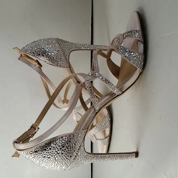 Jewel Badgley Mischka Gweny Heels Pumps Stilettos Strappy Sandals Women's Womans