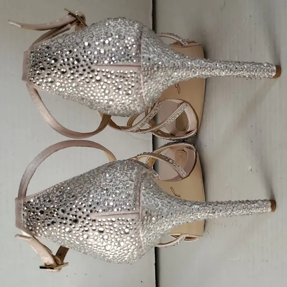 Jewel Badgley Mischka Gweny Heels Pumps Stilettos Strappy Sandals Women's Womans